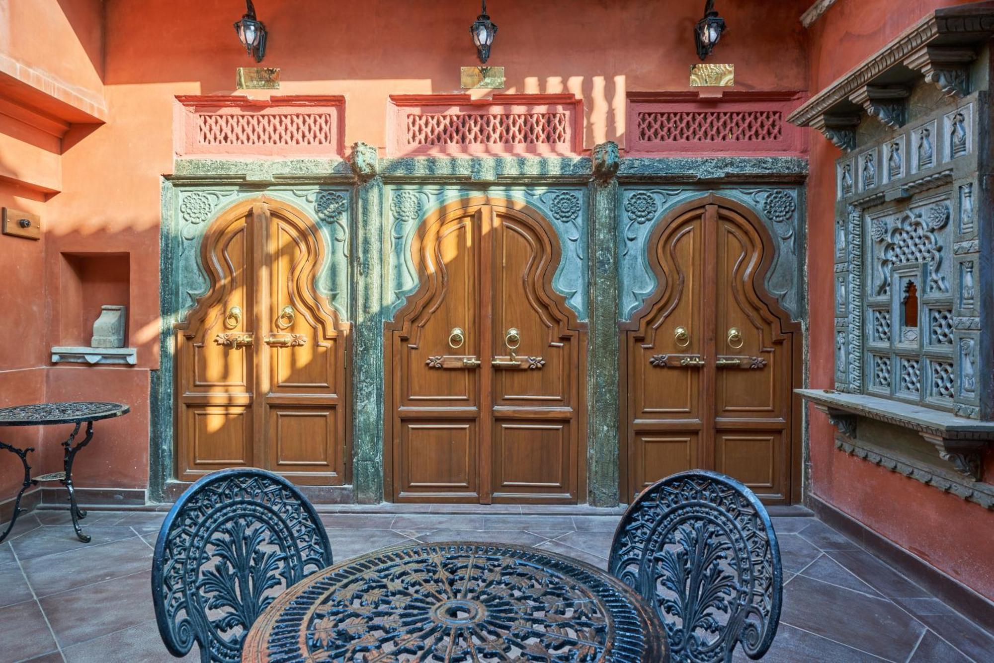 Kaladwas Lal Haveli Hotel Udaipur Bagian luar foto