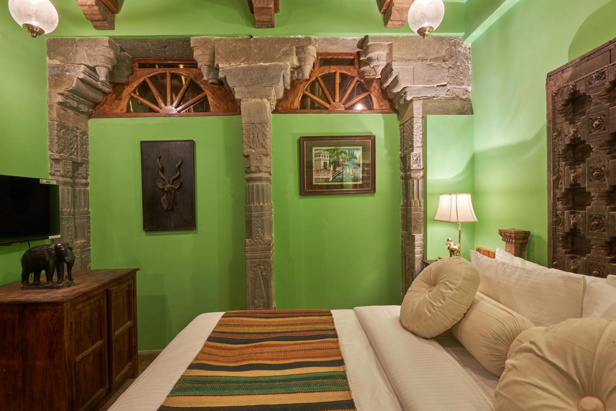 Kaladwas Lal Haveli Hotel Udaipur Bagian luar foto